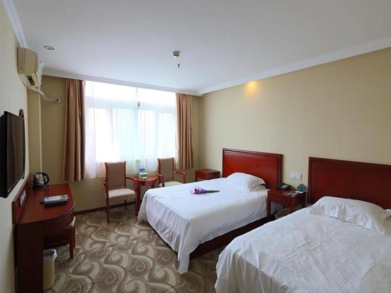 Greentree Inn Shanghai Pudong Airport Huaxia East Road Railway Station Shell Hotel Shanghai