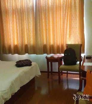 Hotel Greentree Inn Shanghai Pudong Airport Huaxia East Road Railway Station Shell Hotel Shanghai