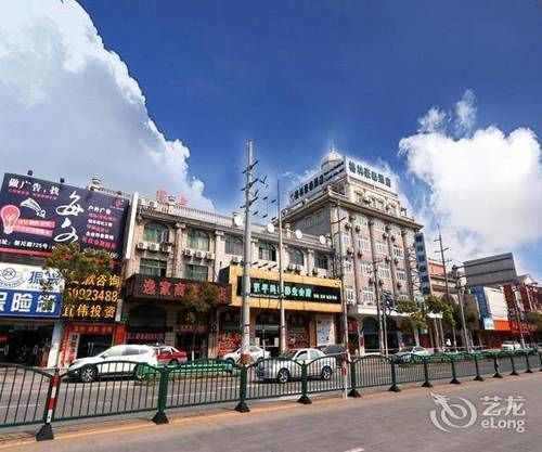 Greentree Inn Shanghai Pudong Airport Huaxia East Road Railway Station Shell Hotel 3* Shanghai